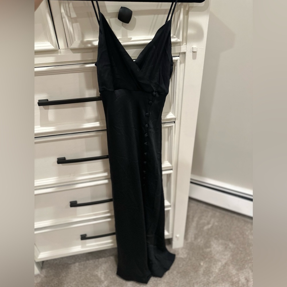 ZARA Elegant Black Sleeveless Dress with button detail on the front